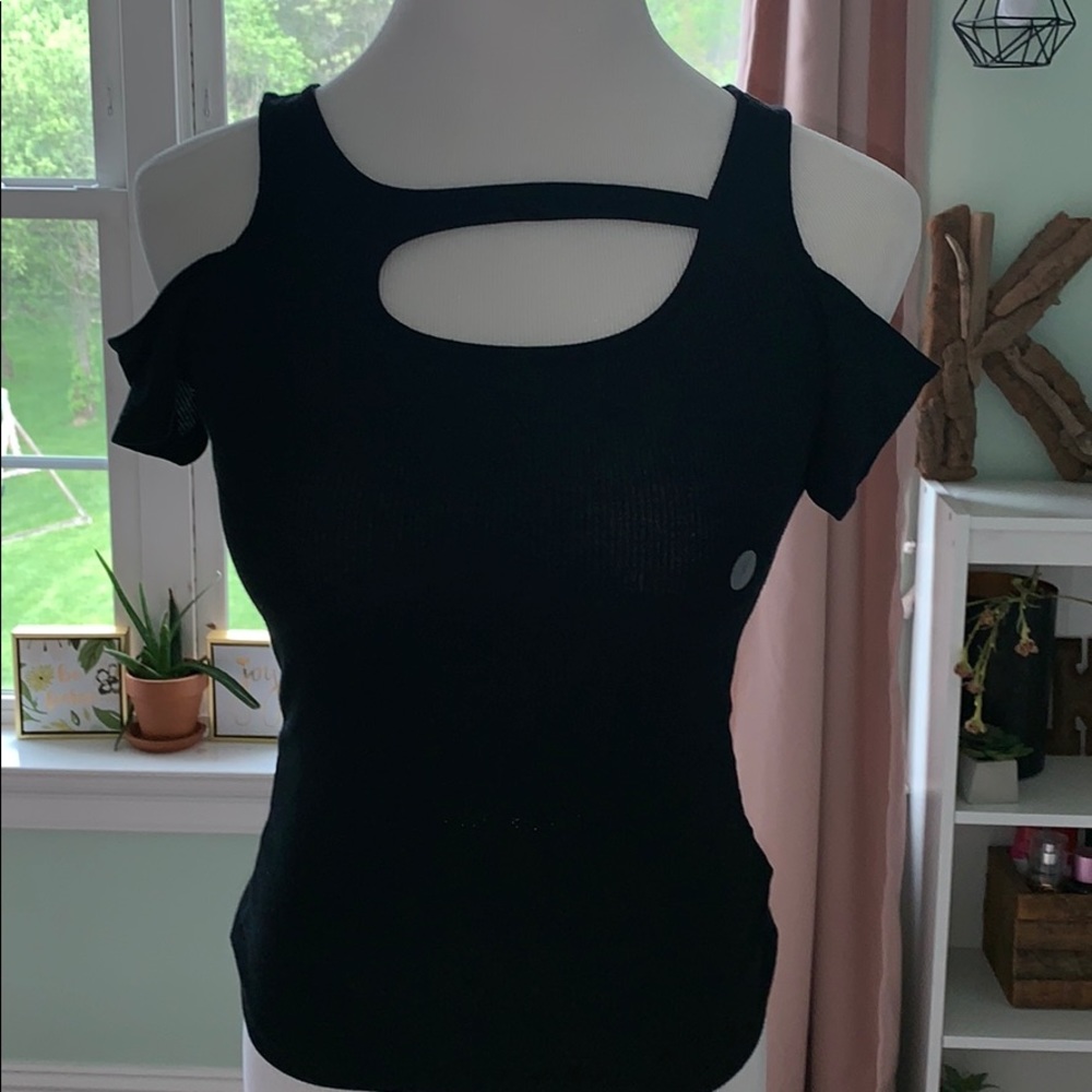 Black Off the Shoulder shirt from Aeropostale